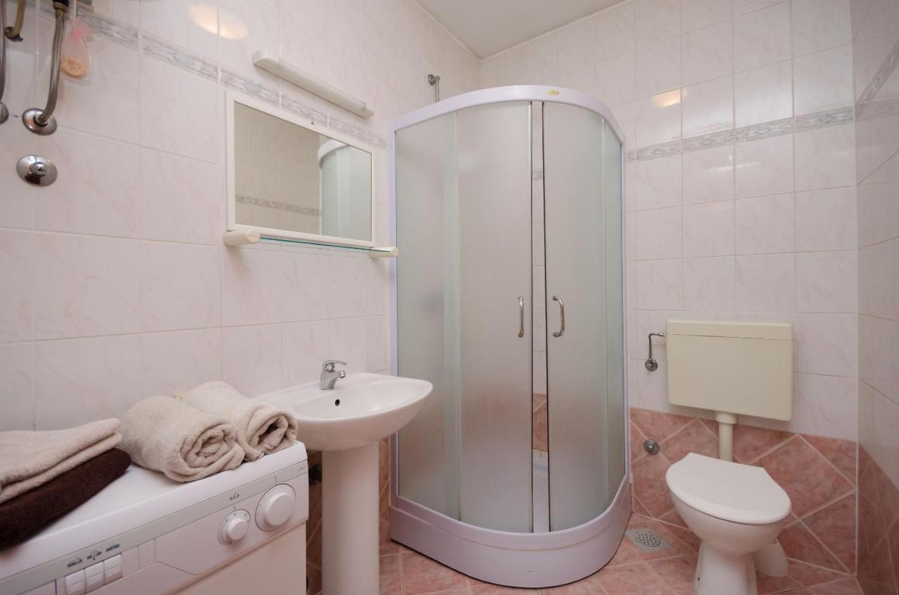Apartments Snjezana Novi Vinodolski Extérieur photo