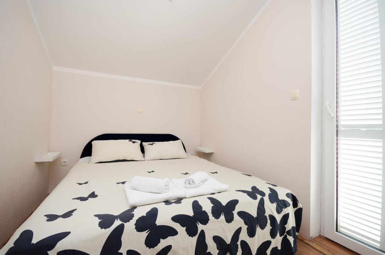 Apartments Snjezana Novi Vinodolski Extérieur photo