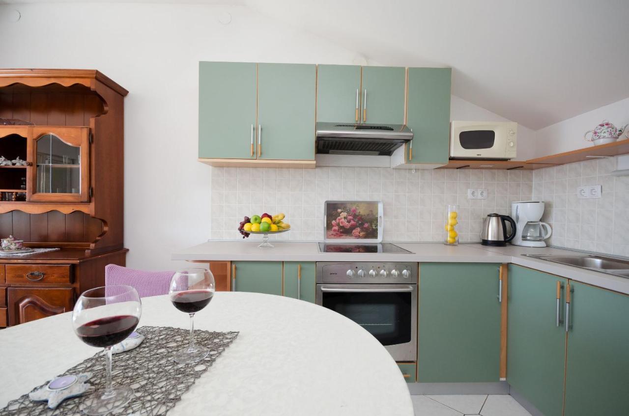 Apartments Snjezana Novi Vinodolski Extérieur photo