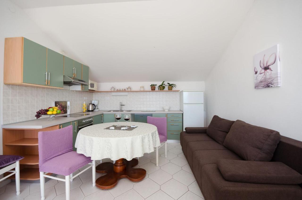 Apartments Snjezana Novi Vinodolski Extérieur photo